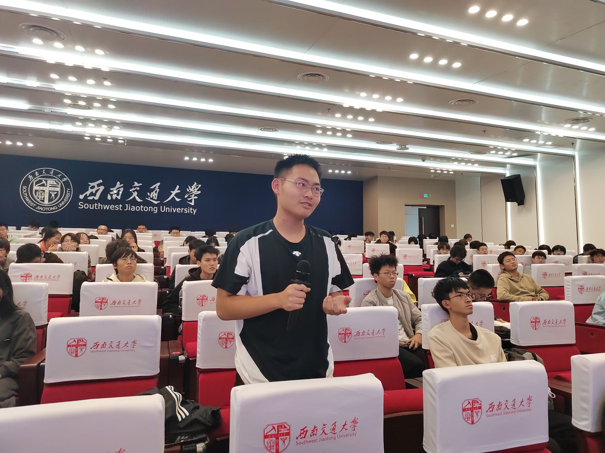 澳门六合彩官网